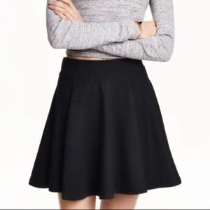 NWOT H&M - Black Circle Skirt